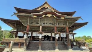 Discover Zenkoji Temple in Nagano （善光寺）