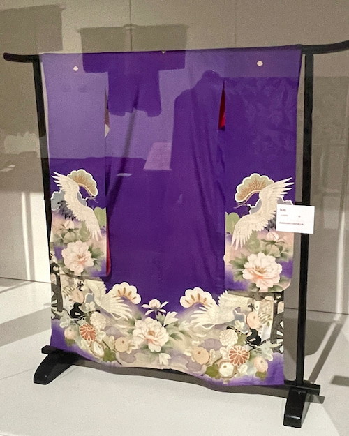 Formal kimono in purple, the highest-ranking color of the Twelve Level Cap and Rank System (冠位十二階) established by Prince Shōtoku (聖徳太子)